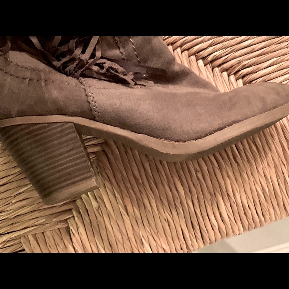 Suede Booties size 9 w/fringe